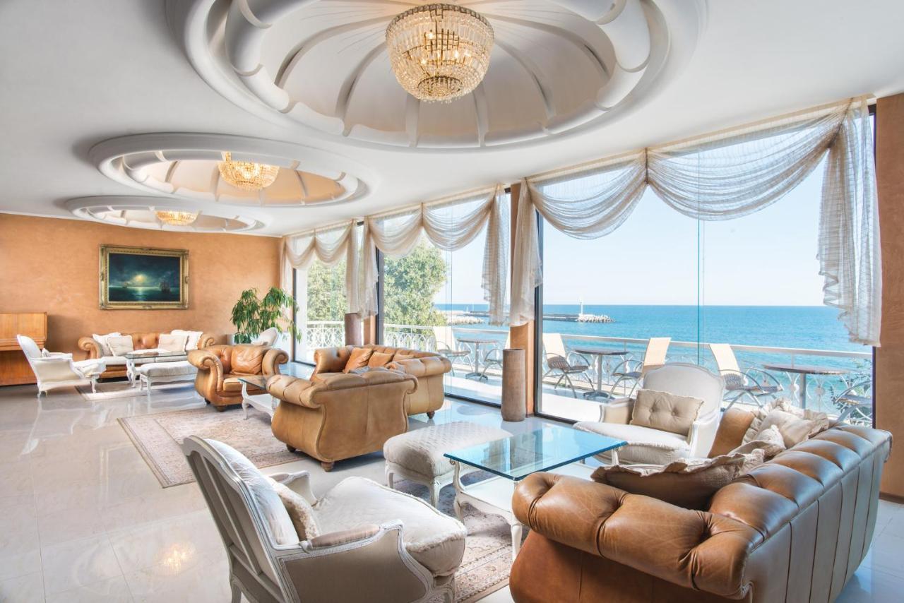 Balneo & Spa Hotel The Palace Άγιος Κωνσταντίνος και Ελένη Εξωτερικό φωτογραφία