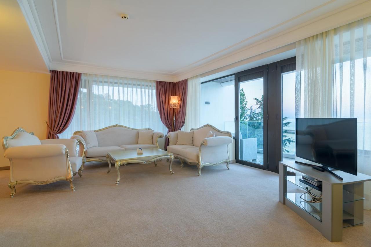 Balneo & Spa Hotel The Palace Άγιος Κωνσταντίνος και Ελένη Εξωτερικό φωτογραφία