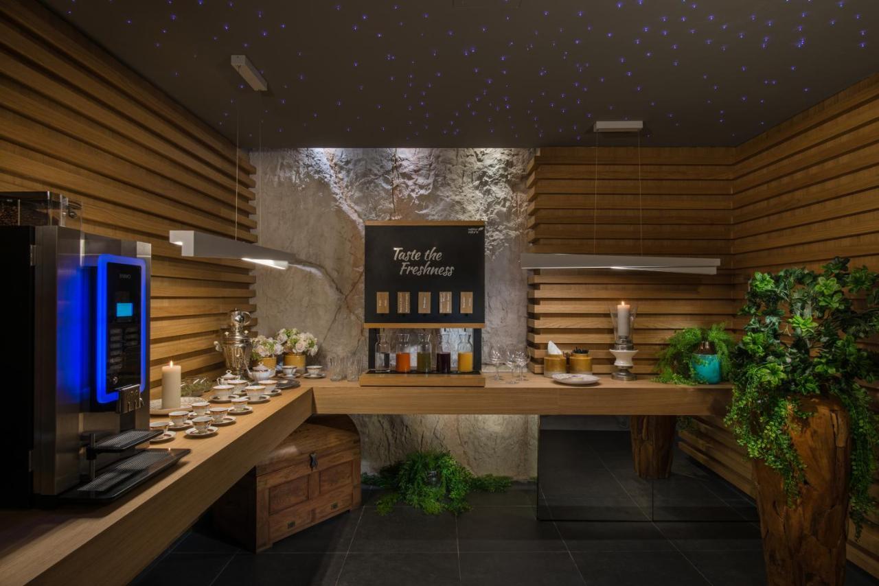 Balneo & Spa Hotel The Palace Άγιος Κωνσταντίνος και Ελένη Εξωτερικό φωτογραφία