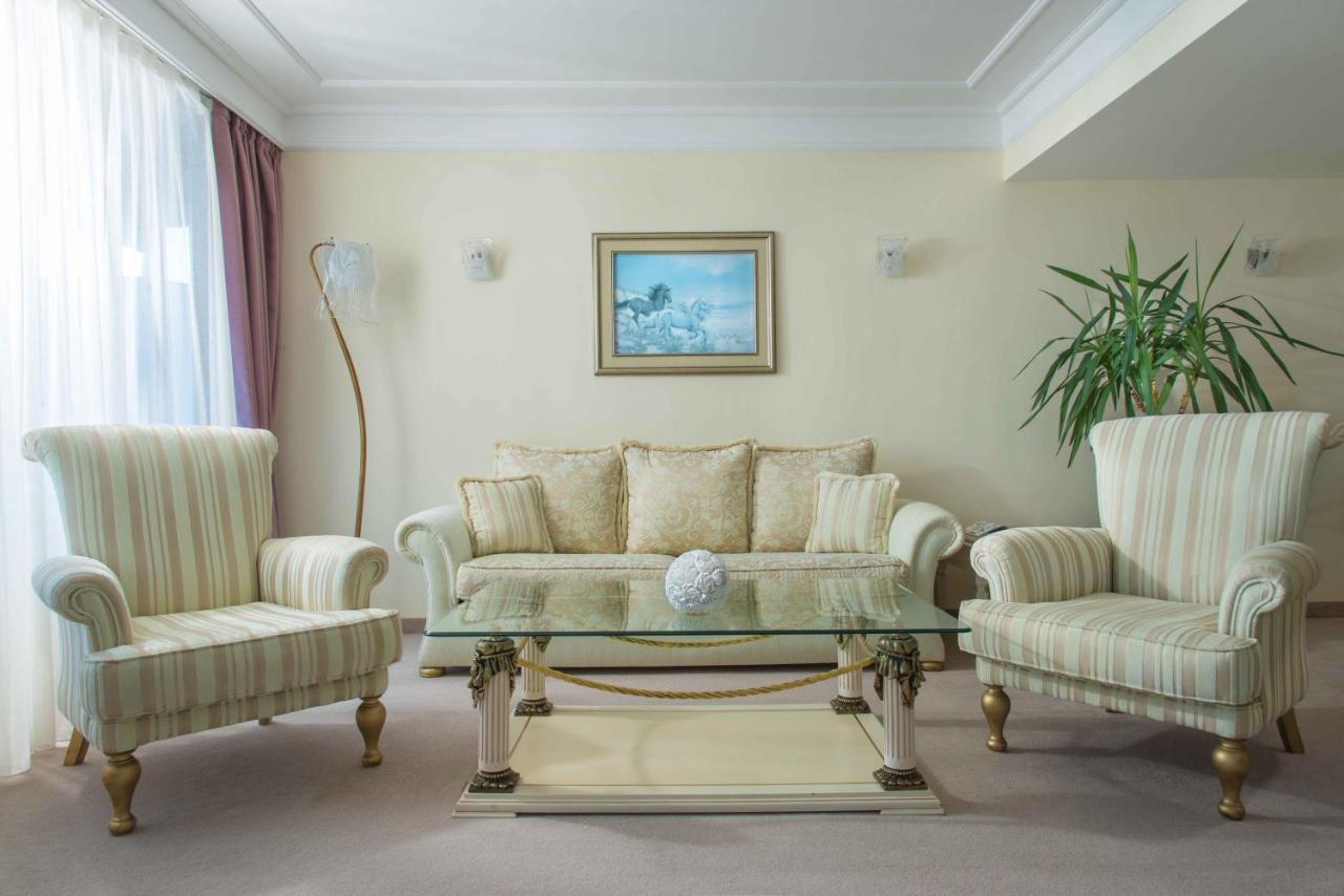 Balneo & Spa Hotel The Palace Άγιος Κωνσταντίνος και Ελένη Εξωτερικό φωτογραφία