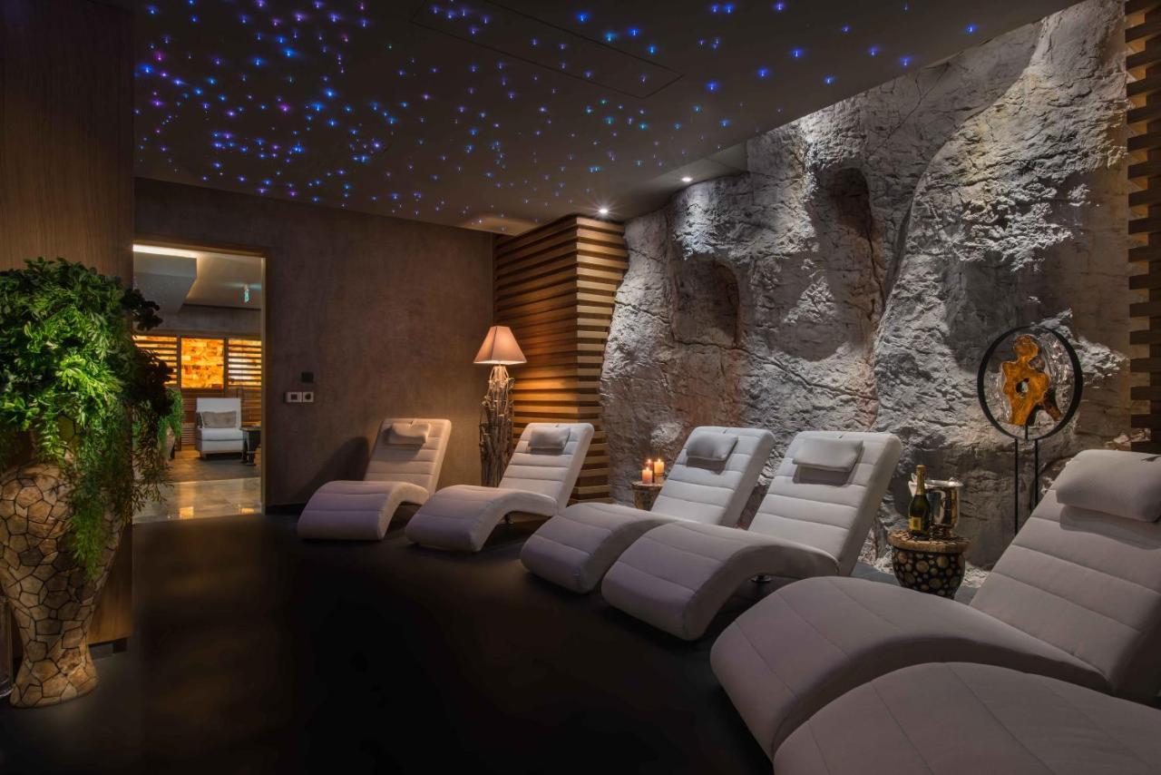 Balneo & Spa Hotel The Palace Άγιος Κωνσταντίνος και Ελένη Εξωτερικό φωτογραφία
