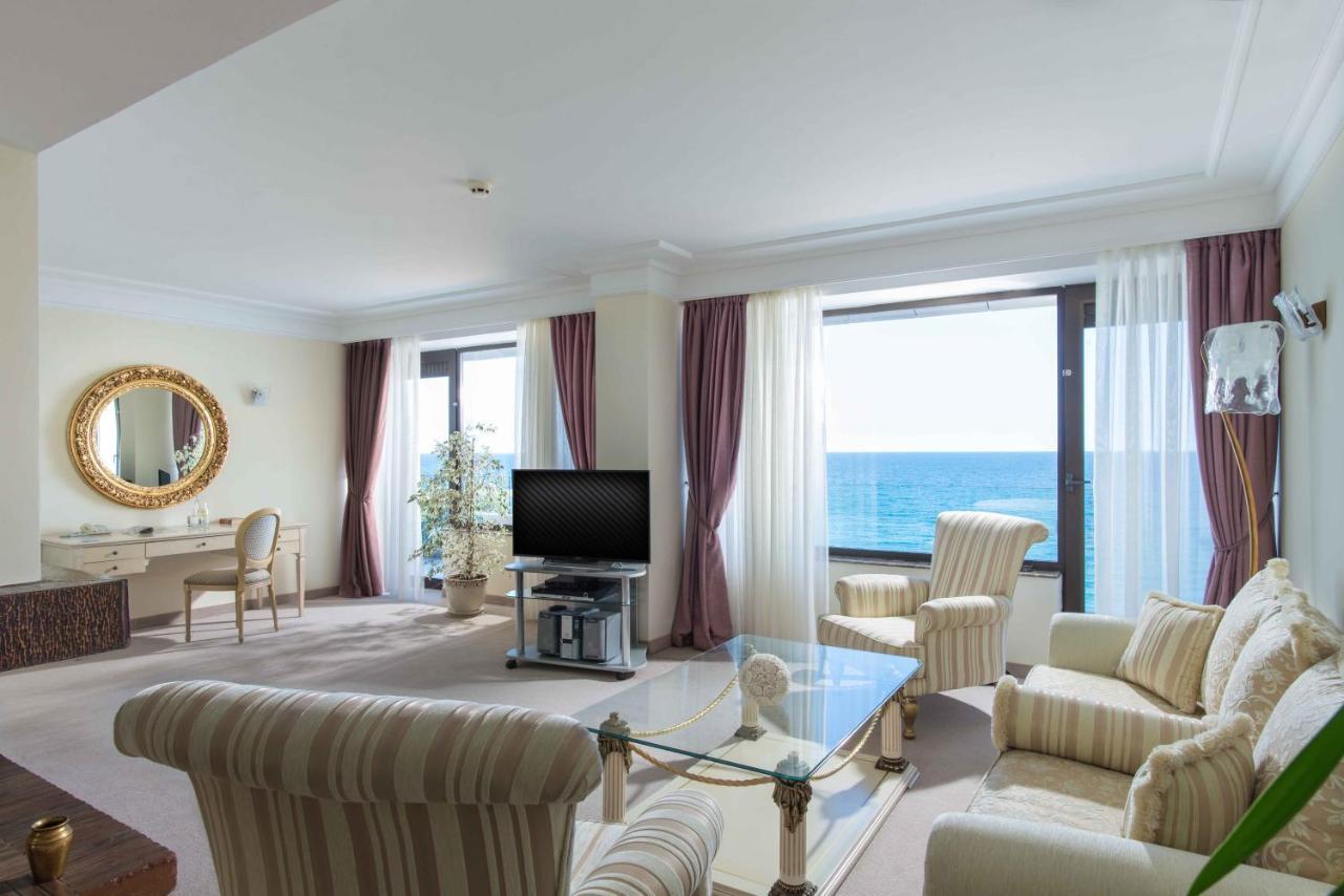 Balneo & Spa Hotel The Palace Άγιος Κωνσταντίνος και Ελένη Εξωτερικό φωτογραφία