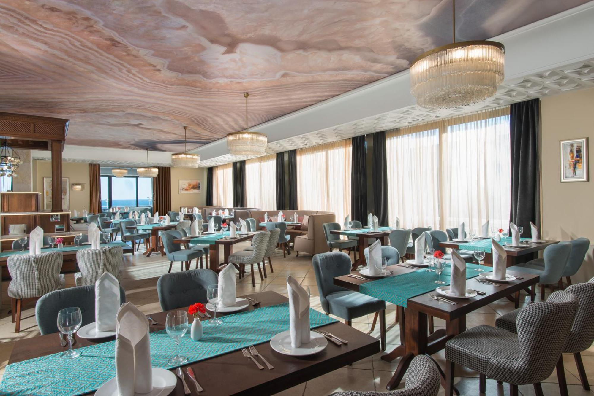 Balneo & Spa Hotel The Palace Άγιος Κωνσταντίνος και Ελένη Εξωτερικό φωτογραφία