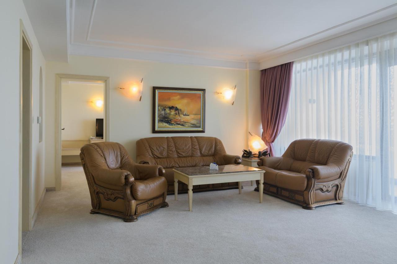 Balneo & Spa Hotel The Palace Άγιος Κωνσταντίνος και Ελένη Εξωτερικό φωτογραφία